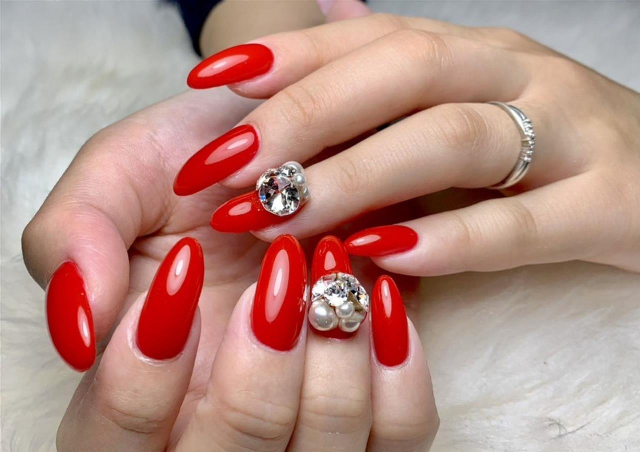 自爪を大事に、ダメージを最低限に抑え長持ちする優しいネイルを心がけたサロン