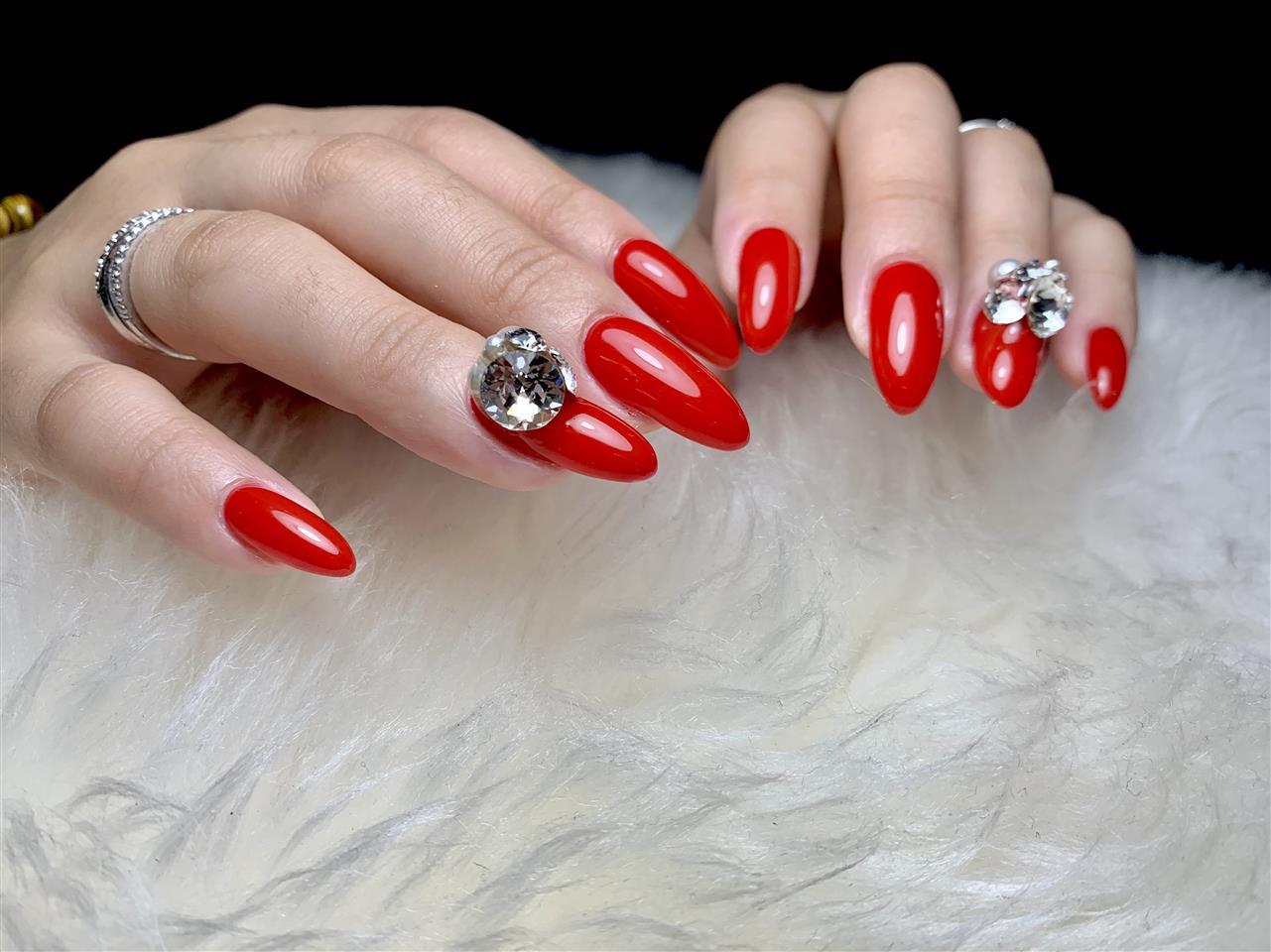 自爪を大事に、ダメージを最低限に抑え長持ちする優しいネイルを心がけたサロン